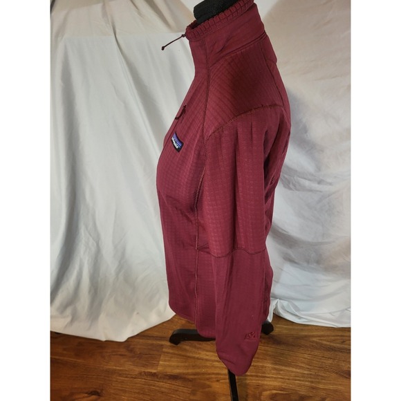 Patagonia Women's Regulator R1 Pullover Fleece Jacket Burgundy Red Small  Hiking - Picture 3 of 5